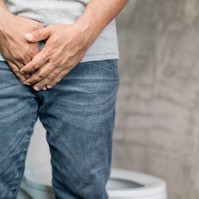 Akadozó, szakaszos vizelés: a rák tünete vagy "csak" prosztatagyulladás?