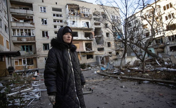 Na zdjęciach ostrzelane budynki w zniszczonej w rosyjskich atakach miejscowości Bachmut