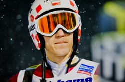 Małysz pomoże Stochowi zdobyć medal. Były skoczek jedzie do Predazzo