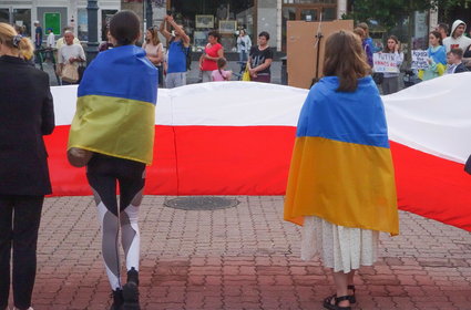Ilu uchodźców z Ukrainy chce zostać w Polsce? Nowy raport NBP