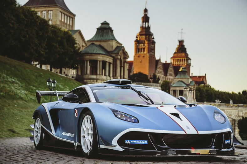 Arrinera Hussarya GT