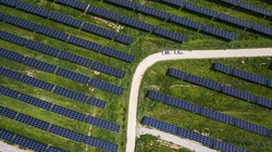 Brakuje kluczowego komponentu dla fotowoltaiki. Koszty OZE mogą wystrzelić