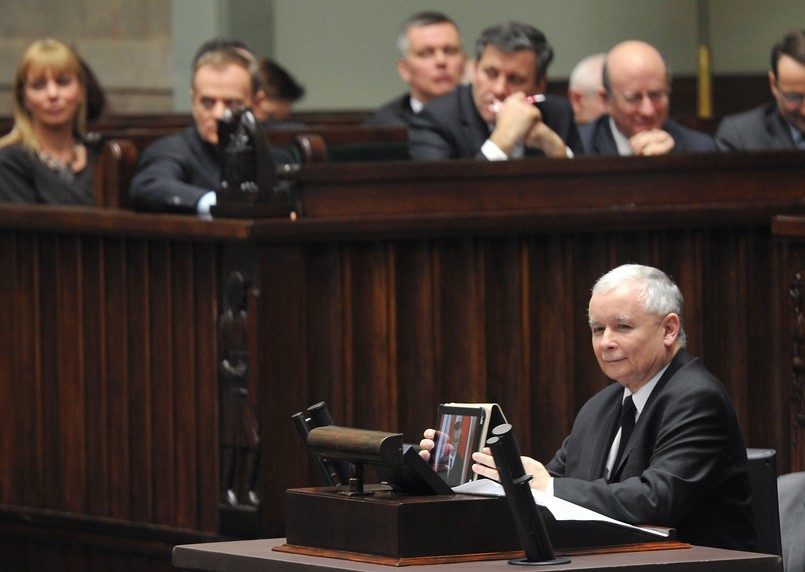 Prof. Piotr Gliński przygotowywał się do wystąpienia w Sejmie w czasie debaty nad wnioskiem o wotum nieufności wobec rządu Donalda Tuska. Marszałek Sejmu Ewa Kopacz nie wyraziła jednak na to zgody