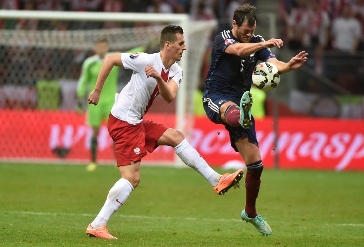 Klub, który wychował Milika nie dostał pieniędzy za transfer nowego bohatera Polaków