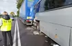 Autobus z wycieczką szkolną uderzył w TIR-a