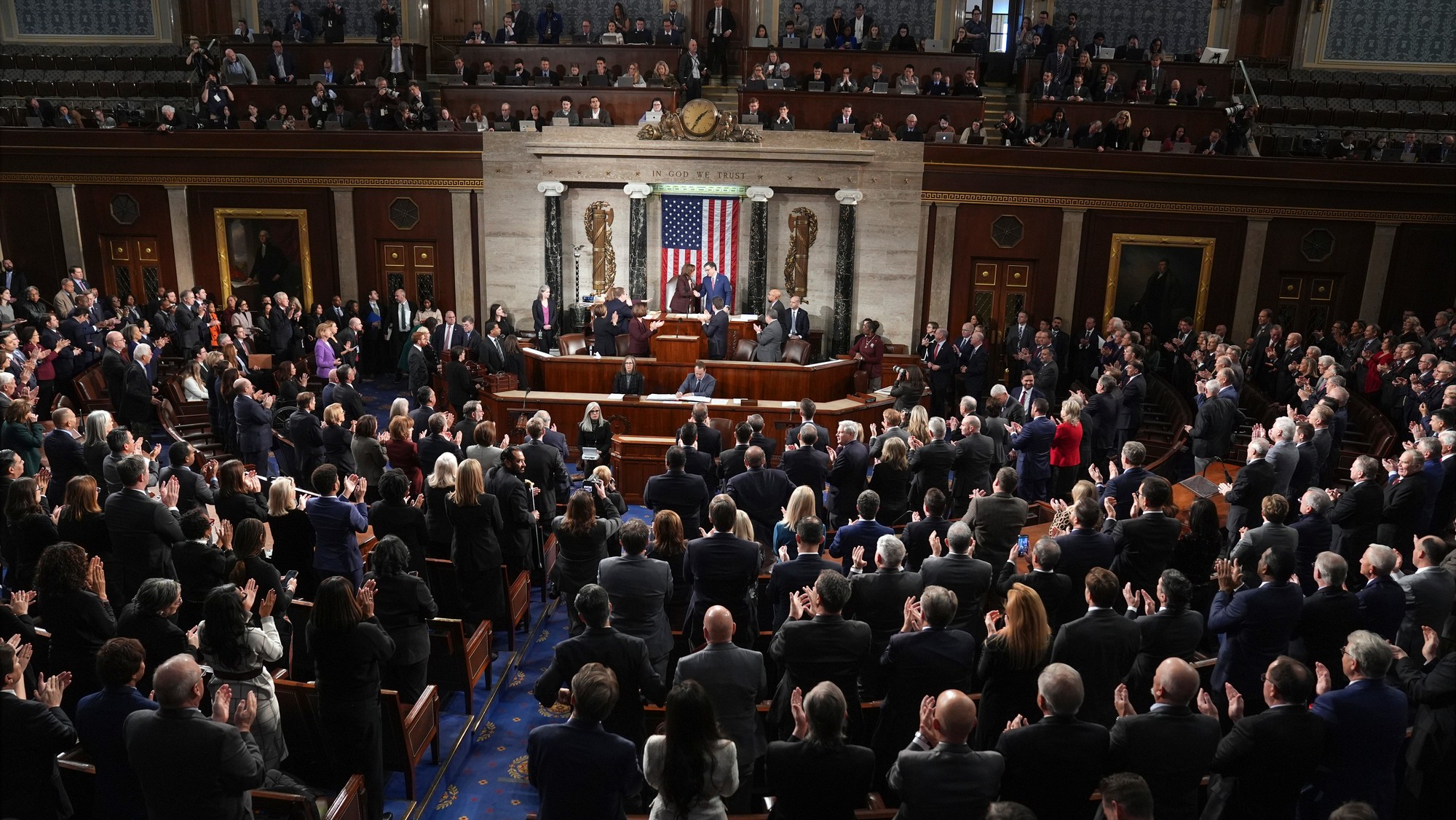 Americká vláda vstúpila v sobotu o polnoci do čiastočného shutdownu. 