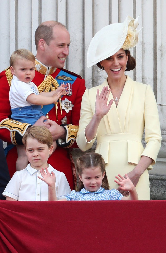 "Trooping the Colour" - oficjalne obchody urodzin królowej Elżbiety II