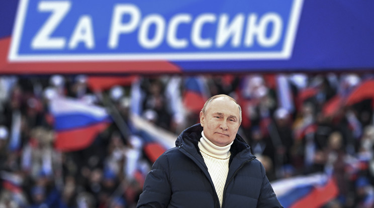 Vlagyimir Putyin orosz elnök a Krím Oroszországhoz csatolásának nyolcadik évfordulója alkalmából rendezett koncerten Moszkvában 2022. március 18-án / Fotó: MTI/EPA/Szputnyik pool/Ramil Szitdikov