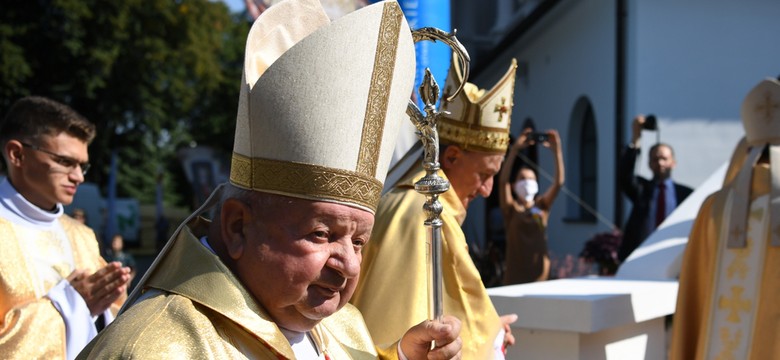 Kard. Dziwisz spotka się z ofiarą wykorzystania seksualnego przez księdza. "Podejmę stosowne kroki"