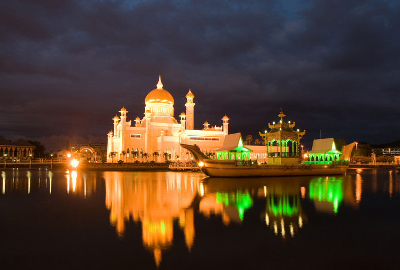 Bandar Seri Begawan, meczet Sultan Omar Ali Saifuddin