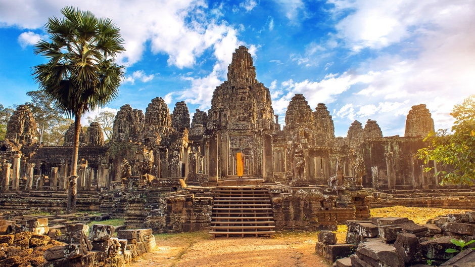 Angkor Wat - Adobe Stock - tawatchai1990