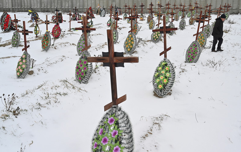 Anonimowe groby w Buczy, styczeń 2023 r.