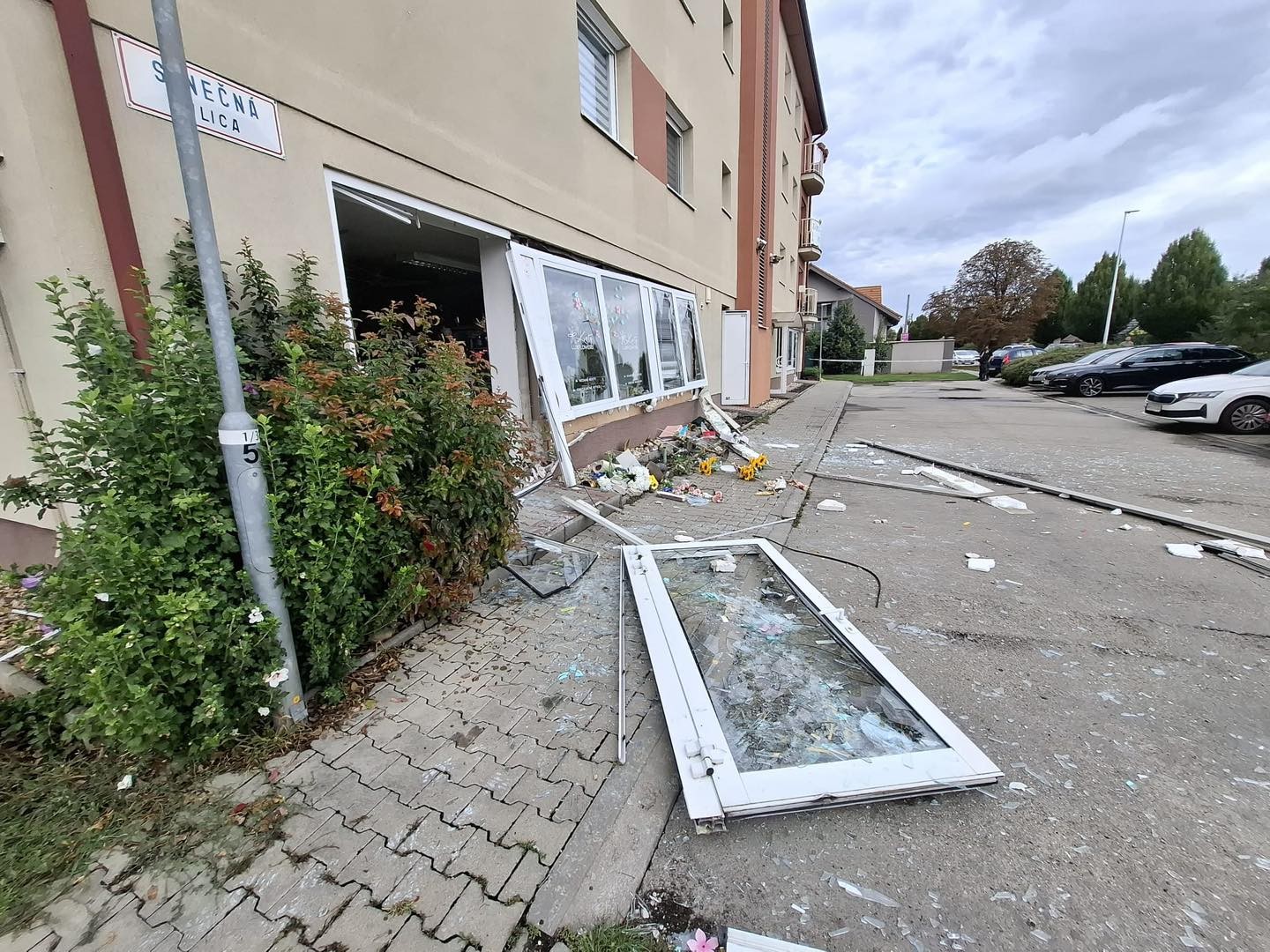Polícia začala trestné stíhanie pre výbuch a požiar v Malinove.
