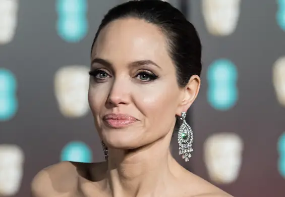 Angelina Jolie wygrała w sądzie bitwę z Bradem Pittem. Jest przez niego "bezlitośnie atakowana"