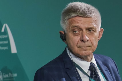 Pół miliarda dla upadającego banku. Marek Belka pożyczył pieniądze na "lewe papiery"? Prokuratura bada sprawę