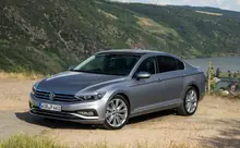 VOLKSWAGEN Passat Comfortline BlueMotion 2.0 TDI-CR 140KM 103KW