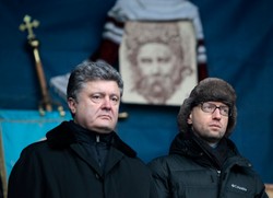 Regionałowie leczą traumę po wodzu