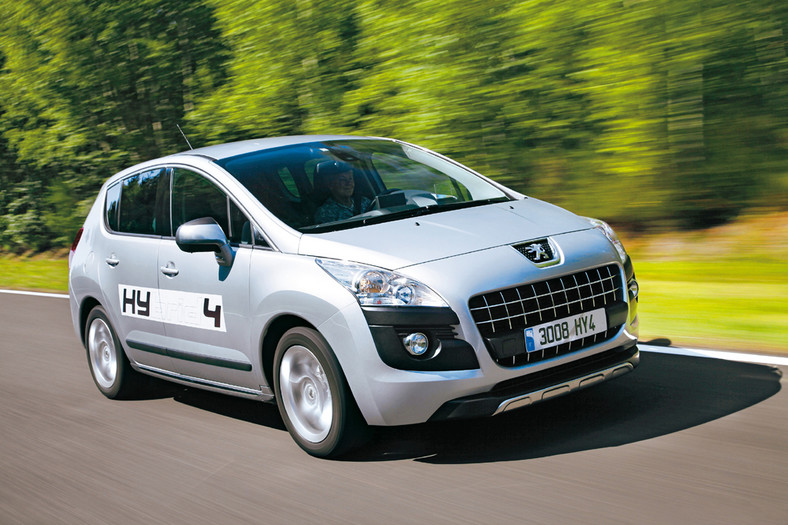 Peugeot 3008 Hybrid4: Pierwsza hybryda z dieslem