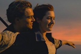 Čuvena scena na pramcu Titanika deluje kao ČISTA MAGIJA, a glumcima je bila PAKAO NA ZEMLJI: "Nisam mogla da dišem, Leo je stalno imao NAPADE SMEHA i poljubac je bio UŽAS"