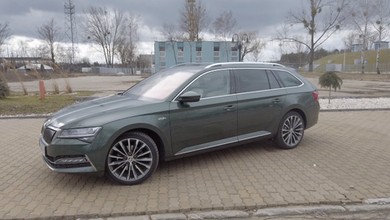 Skoda Superb iV - poniżej litra na 100 km? To naprawdę jest możliwe!