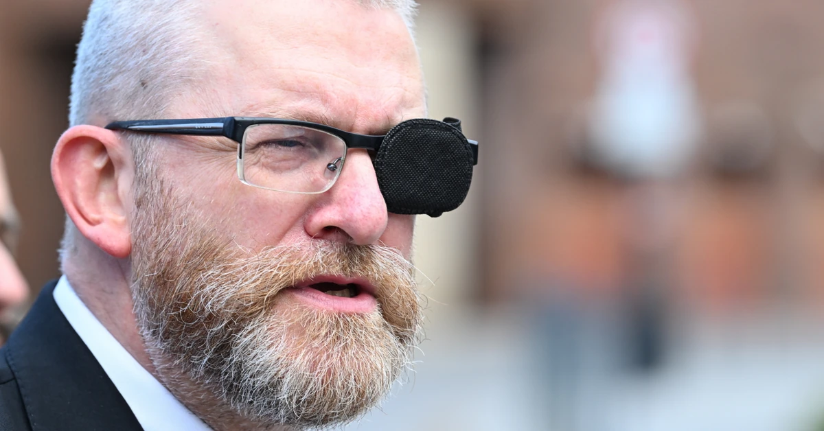 Grzegorz Braun odpowiada na wniosek Waldemara Żurka: Mnie to ani ziębi, ani grzeje