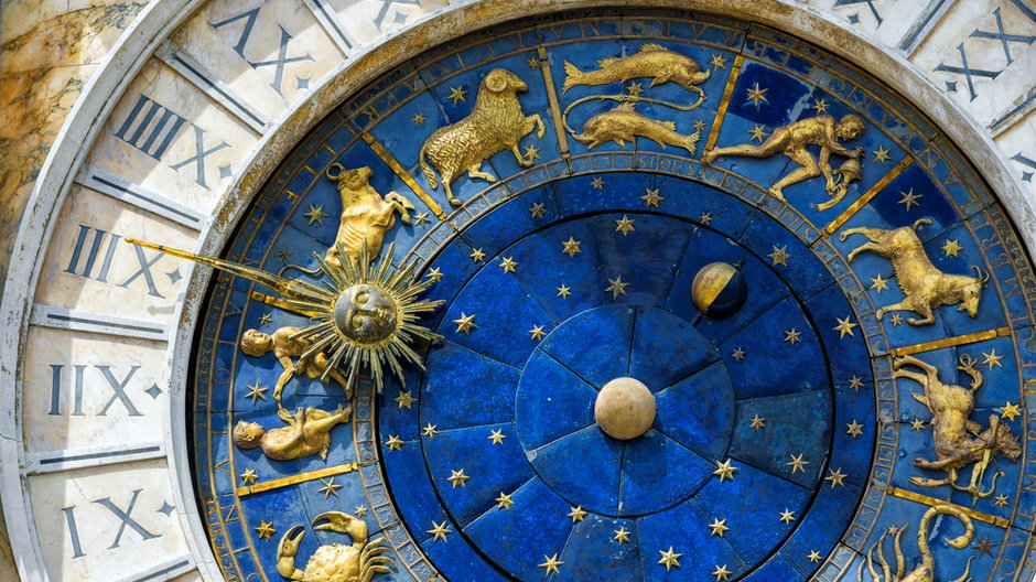 Starożytny zegar Torre dell'Orologio ze znakami zodiaku w San Marco Square w Wenecji