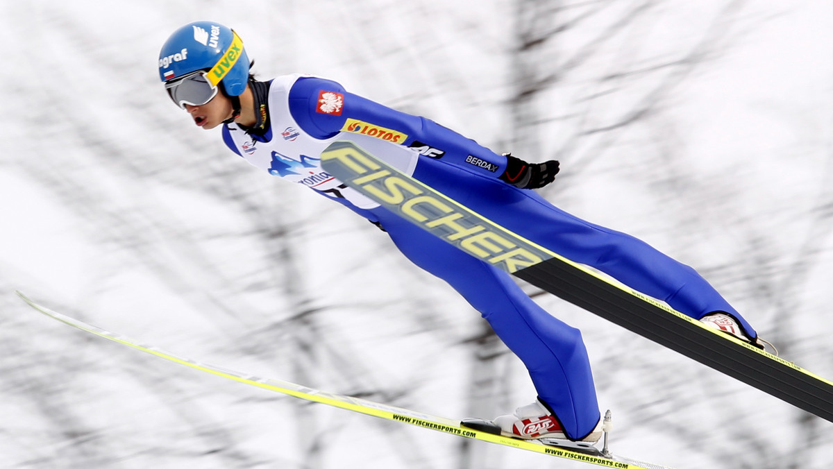 Maciej Kot po raz pierwszy w karierze zdobył złoty medal mistrzostw Polski w skokach. Na dużym obiekcie w Wiśle-Malince skoczek AZS Zakopane o włos wyprzedził mistrza świata z Predazzo Kamila Stocha (WKS Zakopane). Najniższe miejsce na podium zajął Piotr Żyła (KS Wisła Ustronianka).