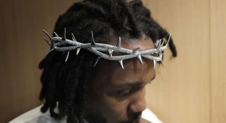 Kendrick Lamar's Crown of thorns