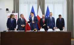 Koniec snów o jednej liście. Platforma odpuszcza