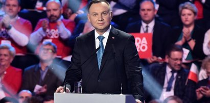 Skandaliczna okładka z prezydentem Dudą. Szok to mało powiedziane