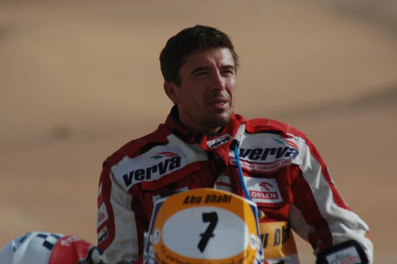Abu Dhabi Desert Challenge 2010: Jacek Czachor na podium Mistrzostw Świata 