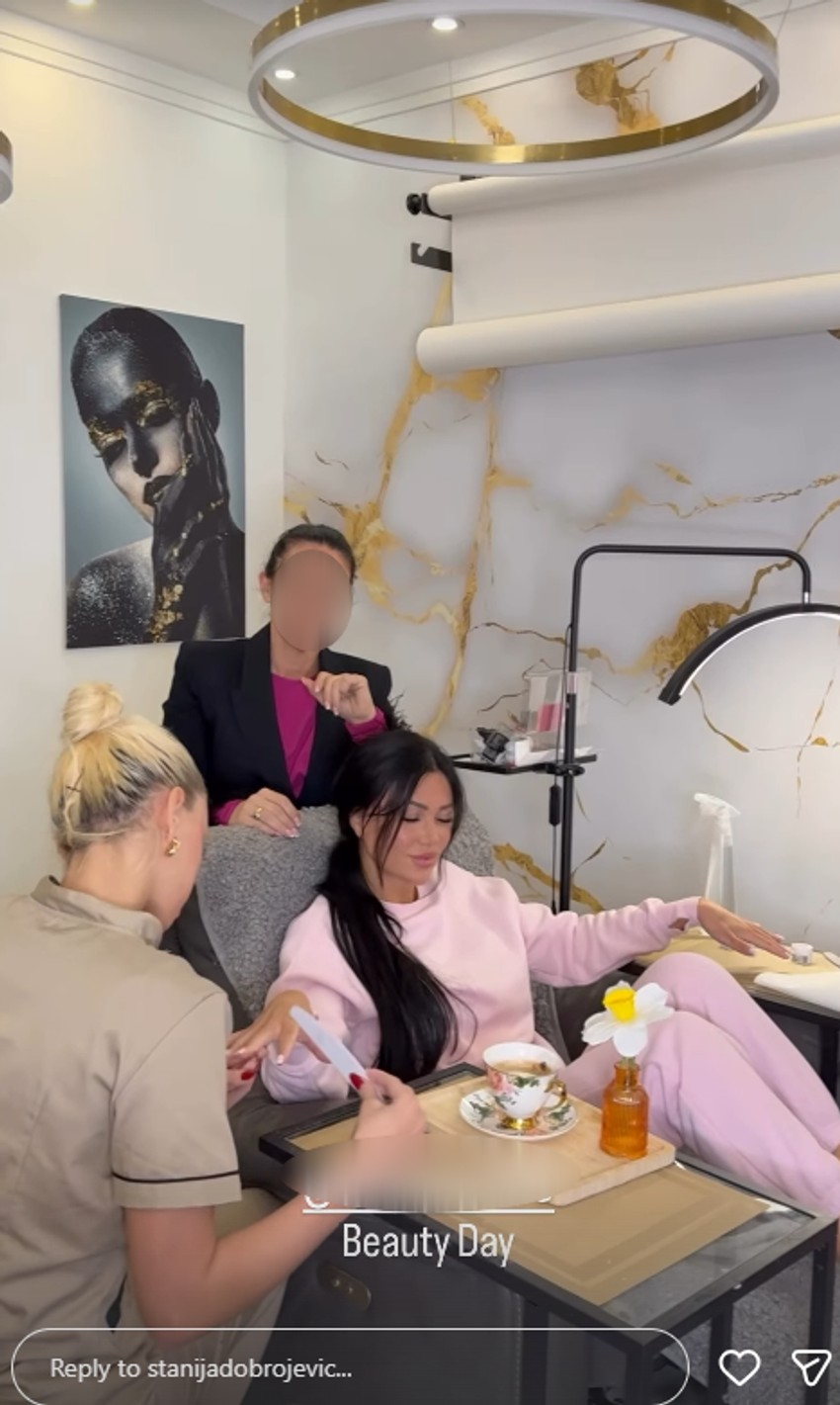 Stanija Dobrojević pokazala kako teku pripreme za rijaliti, spremaju je kao kraljicu: "Za Elitu samo Bogato"