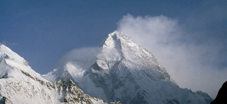K2: Nepalczycy bezpiecznie dotarli do bazy