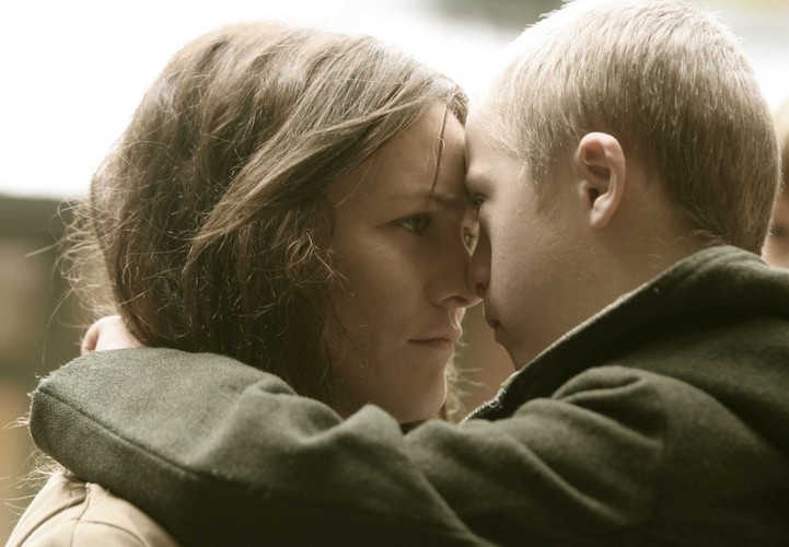 Vanessa Paradis i Marin Gerrier w filmie 'Cafe de Flore'