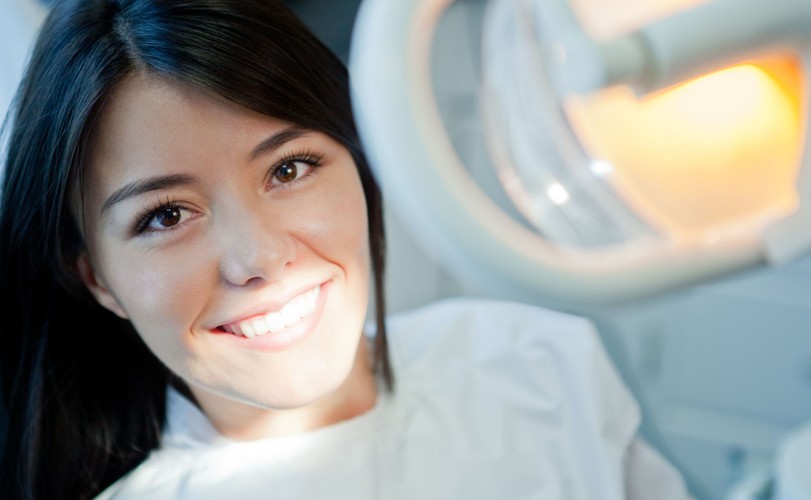 Implanty to korzyści głównie estetyczne