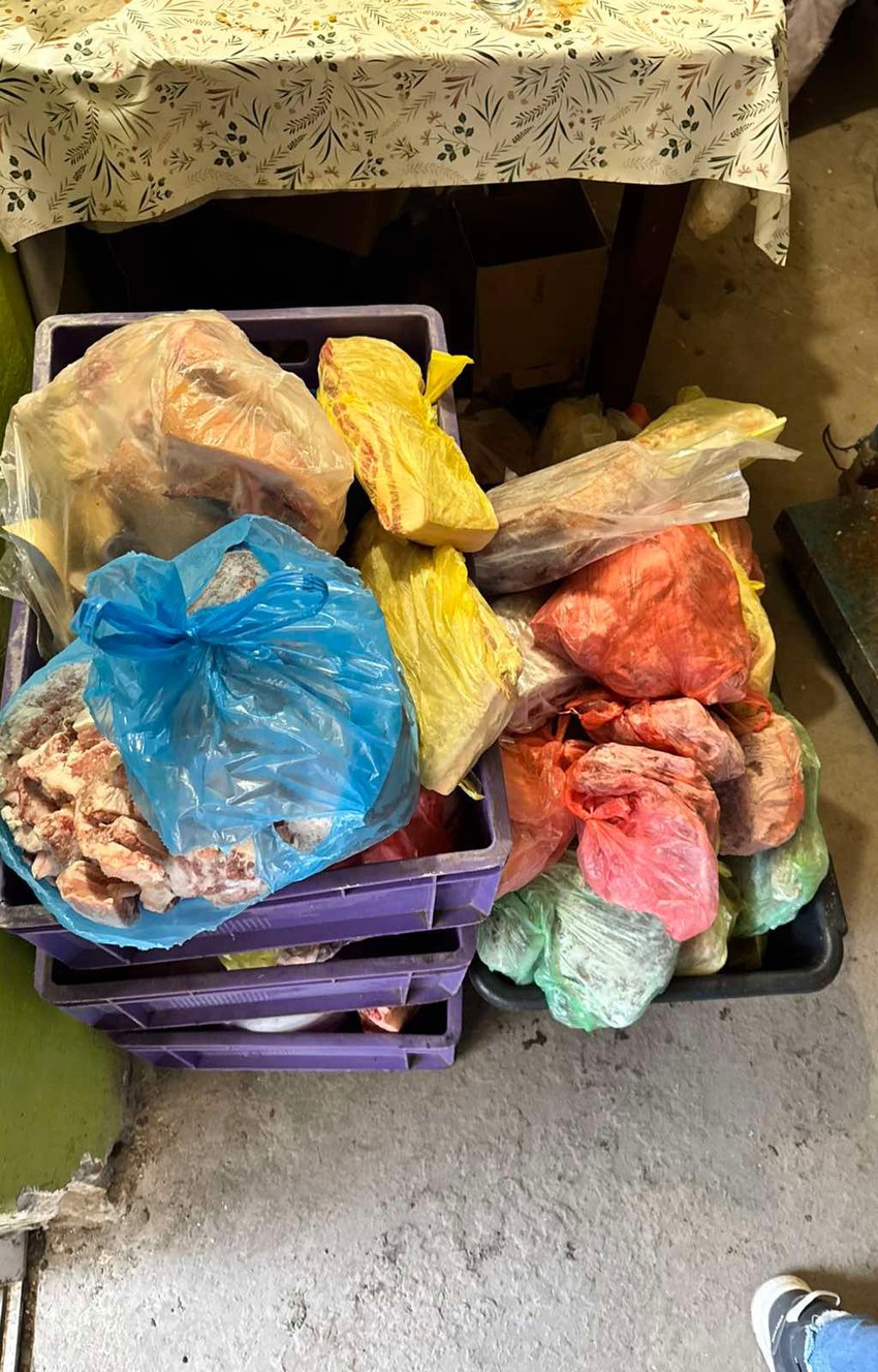 Meso zaplenjeno u ilegalnoj klanici