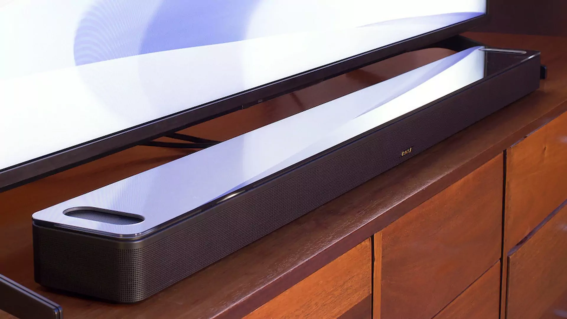 Najlepszy soundbar do salonu. Testujemy i porównujemy 48 modeli