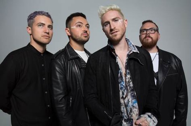 Walk The Moon pokazują TELEDYSK do "One Foot", nakręcony w Joshua Tree