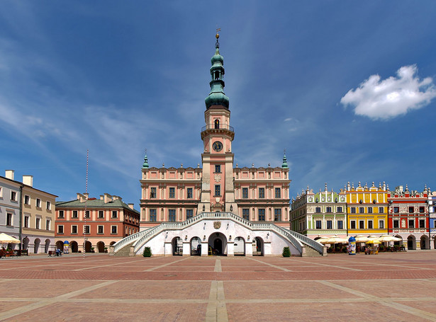 Cała Polska buduje starówki