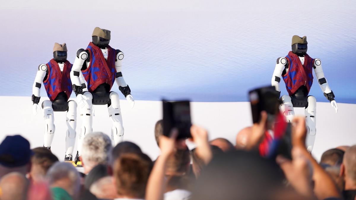 Humanoidni roboti igraju moravac