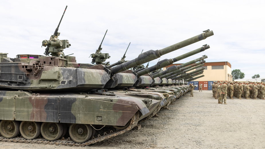 Czołgi M1A2 Abrams w amerykańskiej bazie Grafenwöhr w Niemczech (13.07.2022)