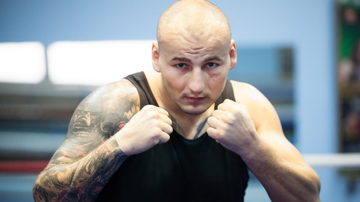 Artur Szpilka (20-1, 15 KO) 16 stycznia w Nowym Jorku zmierzy się z mistrzem świata WBC wagi ciężkiej Deontayem Wilderem (35-0, 34 KO). Polski pięściarz za pośrednictwem Facebooka wyraził nadzieję, że przy okazji styczniowego pojedynku zarówno on jak i jego rywal będą dokładnie sprawdzeni pod kątem dopingu.