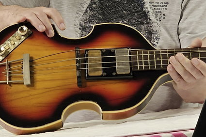 Skradziona gitara basowa Beatlesów Paula McCartneya odnaleziona po 51 latach