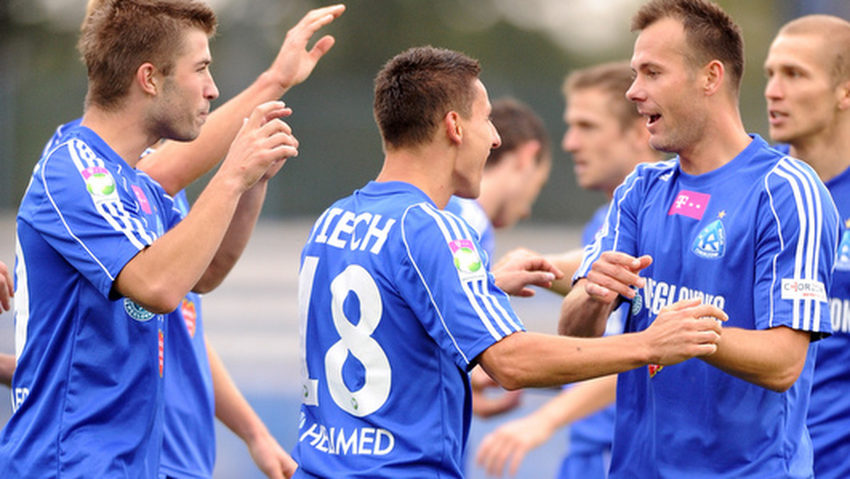 W sparingowym spotkaniu rozegranym w Turcji piłkarze Ruchu Chorzów przegrali z mistrzem Kazachstanu - Szachtiorem Karaganda 1:2 (1:0).