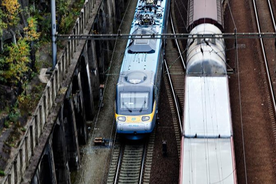 Pociąg Pendolino (z lewej), fot. Martin Sterba PAP/CTK 