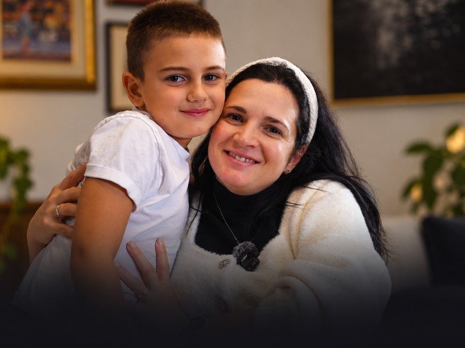 Jasmina sa sinom