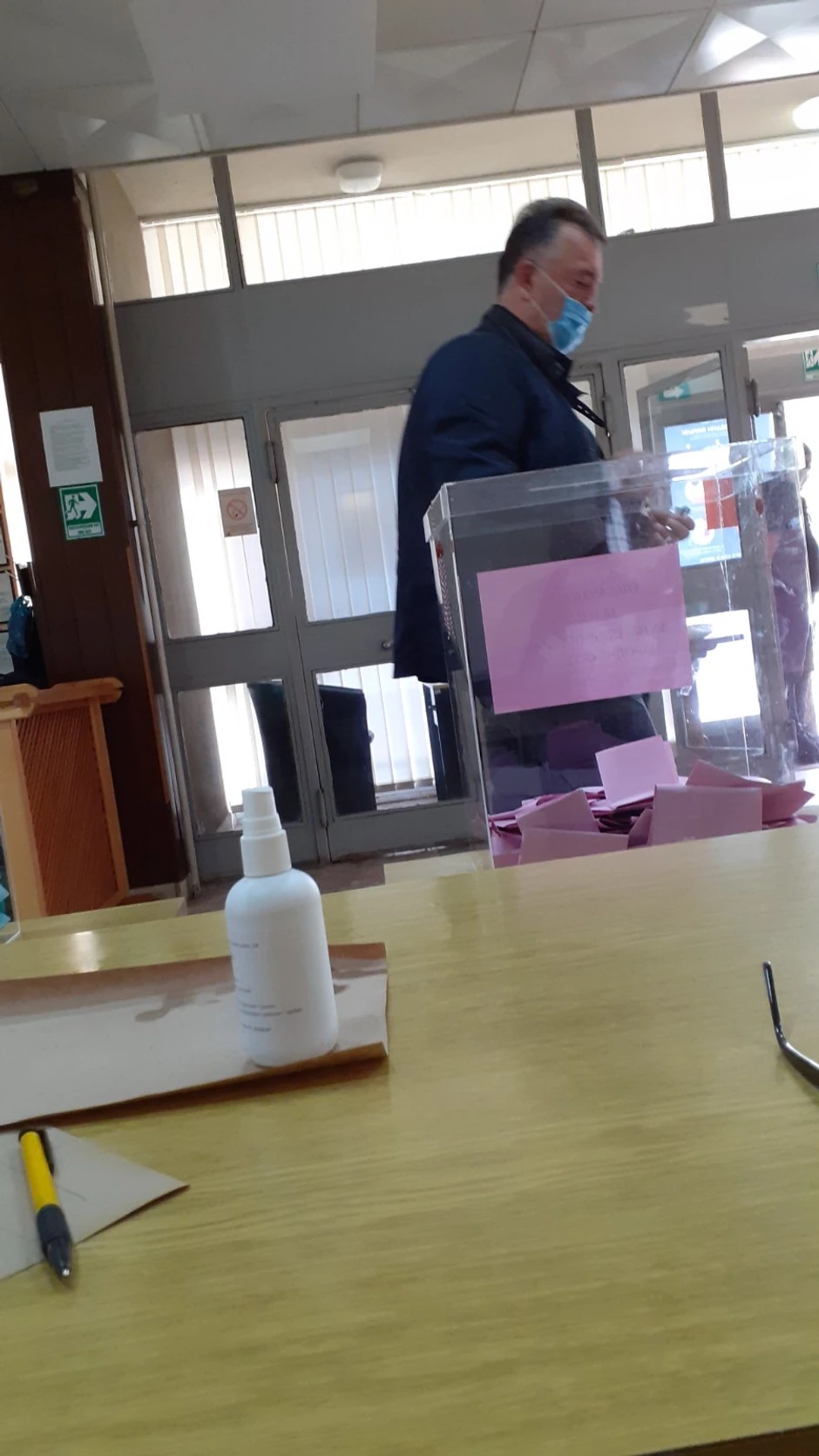 Jutka izašao na glasanje