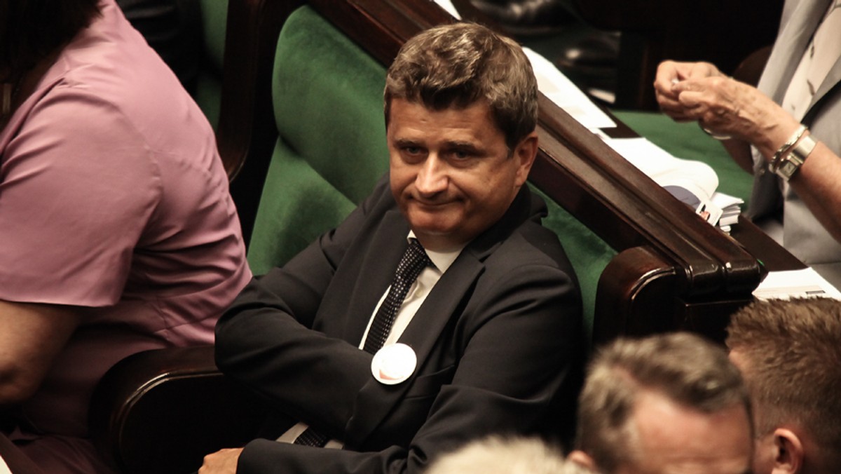 Lider Twojego Ruchu Janusz Palikot uważa, że w Senacie może dojść do zablokowania konwencji o przeciwdziałaniu przemocy wobec kobiet. Przedstawione w środę portrety senatorów jako ofiar przemocy mają zdaniem TR wywrzeć presję w sprawie poparcia konwencji.