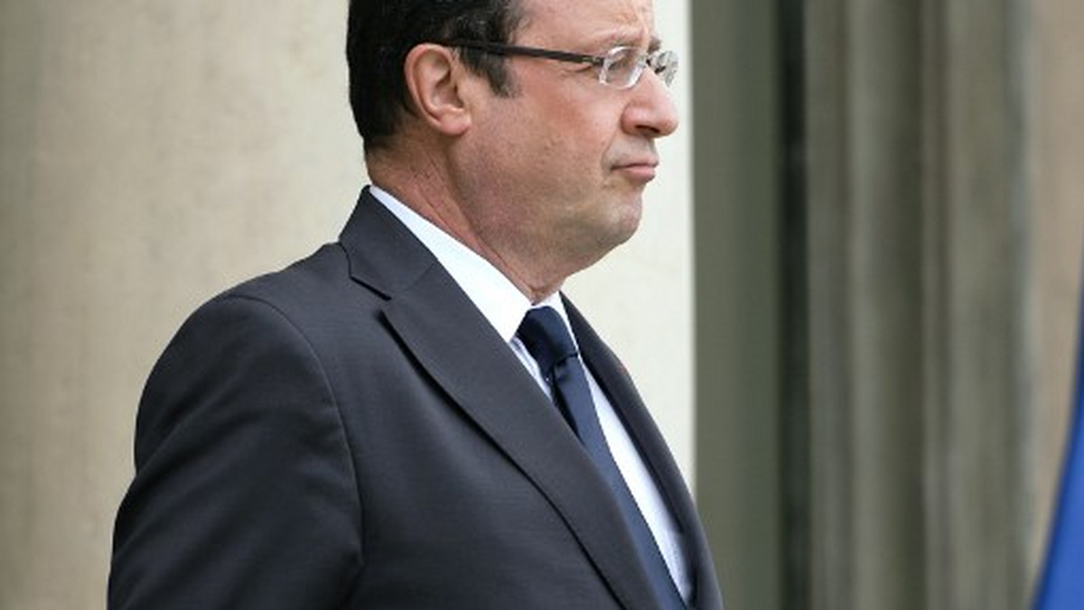 Prezydent Francji chce wyjaśnień od Stanów Zjednoczonych. Francois Hollande zagroził zerwaniem rozmów na temat umów handlowych, jeśli potwierdzą się doniesienia o szpiegowaniu przez CIA instytucji unijnych.