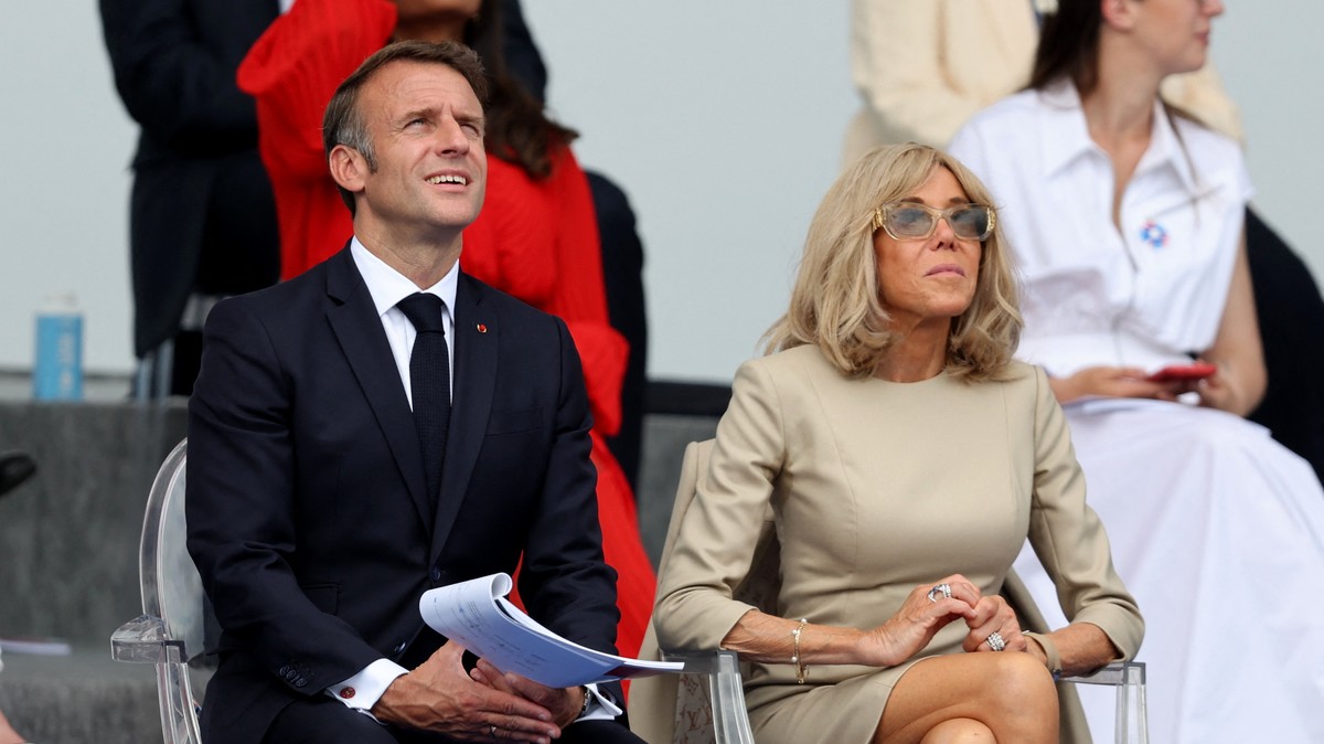 Filmsztár lesz Macron felesége: ebben a sorozatban jelenik meg a  first lady